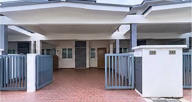 Townhouse For Sale in Mantin,NSN