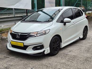 Honda Jazz E in Desa Petaling, KUL