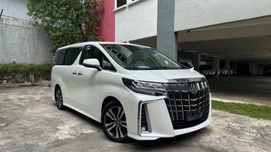 Toyota Alphard SC in Desa Petaling, KUL