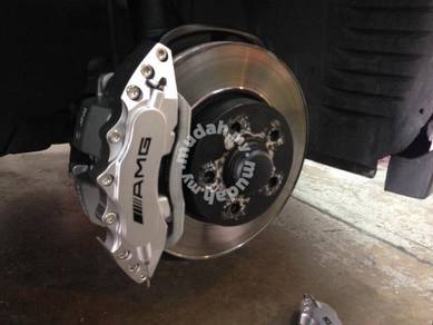 Mercedes AMG brake caliper cover