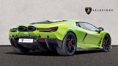 2025 Lamborghini Revuelto BASE GRADE