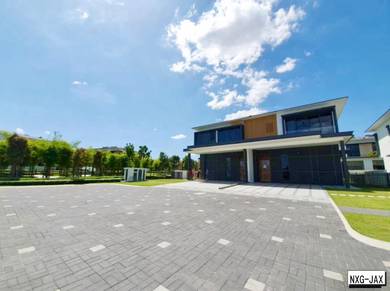Semi-Detached House For Sale in Setia Alam,SGR