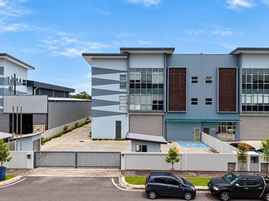 Warehouse / Factory For Rent in Shah Alam,SGR