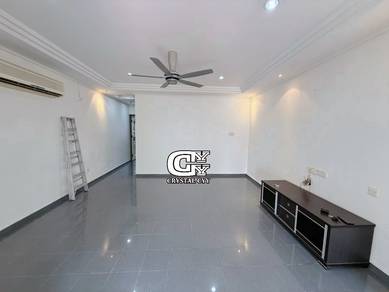 3.5-storey Terraced House For Sale in Sungai Ara,PNG