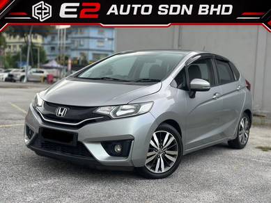 Honda Jazz V in Batu Caves, SGR