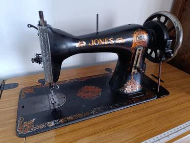Jones Family Vintage Sewing Machine Complete Set