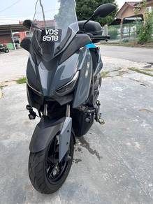Yamaha XMAX