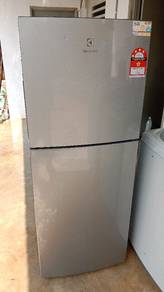 Electrolux 2pintu