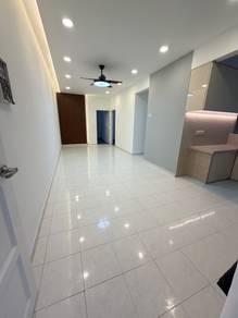Condominium For Sale in Bukit Saujana