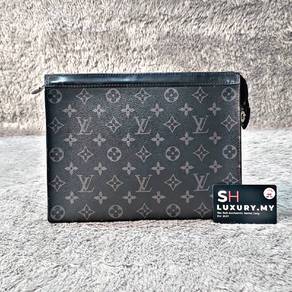 Louis Vuitton Eclipse Monogram Voyage Clutch