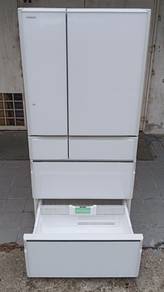 Hitachi Inverter 6 Door Peti ais Fridge 722L