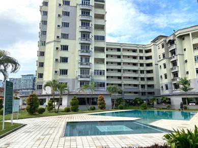 Condominium For Rent in Floridale Condominium