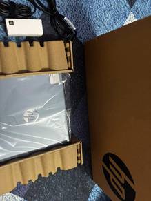 [BRAND NEW IN BOX] HP 15 Laptop (Intel Core 5 120U