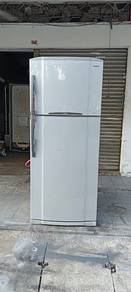 Toshiba fridge refrigerator peti ais peti sejuk 2