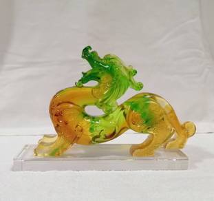 Liu-Li 琉璃 Good Omen Dragon Figerine 開運祥龍