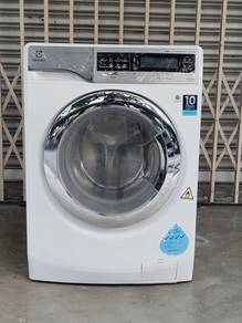 Electrolux Inverter 2in1 Washer dan Dryer 11/7kilo