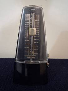 Nikko Metronome