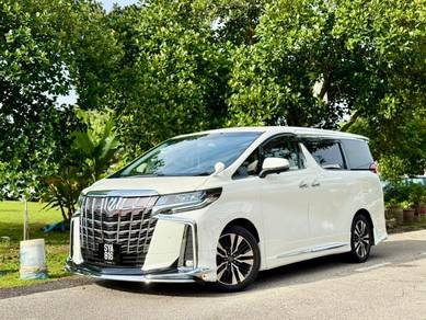 Toyota Alphard  in Kepong, KUL