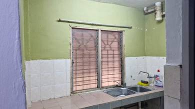 Apartment For Sale in Gugusan Dedap
