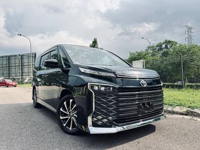 Toyota Voxy S-Z in Johor Bahru, JHR
