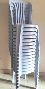 3V701 plastic chair (limited offer)