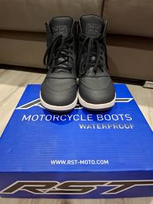 RST103122 HITOP MOTOR Sneaker water proof UK11 NEW