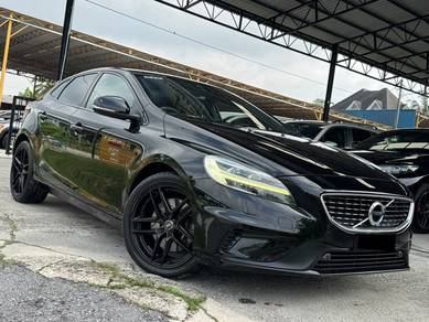 2018 Volvo V40 T5 R-DESIGN