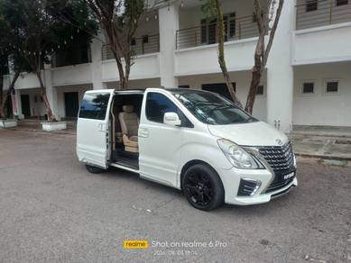 Hyundai Grand Starex CRDi VGT in Kota Bharu, KTN