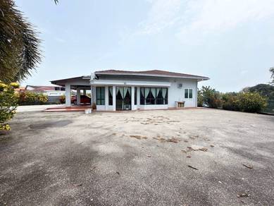 Bungalow House For Sale in Port Dickson,NSN