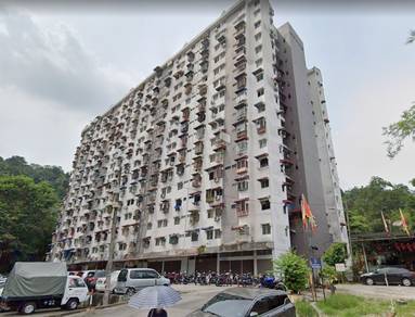 Flat For Sale in Farlim 4A Flat