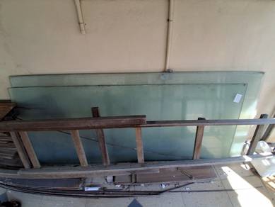 Kaca Glass x 4pcs size : 80 x 33 inches,12mm thick