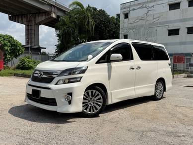 Toyota Vellfire Z GOLDEN EYES in Bandar Puteri Puchong, SGR