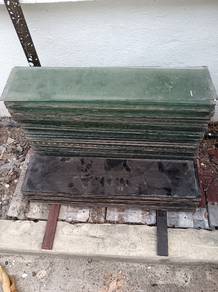 Cermin/ Kaca tingkap nako