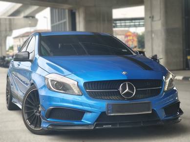 Mercedes Benz A200 200 BlueEFCY (CBU) in Seri Kembangan, SGR