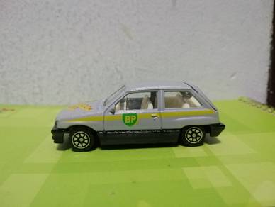 Vintage Corgi Vauxhall Nova