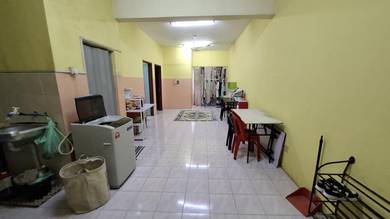 Room in Bangi, SGR