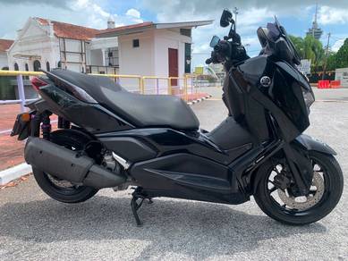 Yamaha XMAX