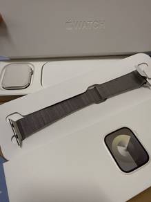Apple Watch Series 9 45mm Stainless Milanese Loop
