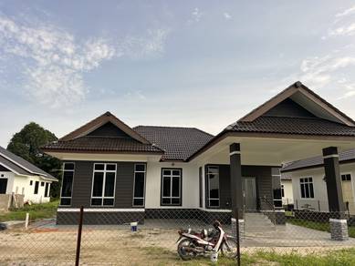 Bungalow House For Sale in Pasir Mas,KTN