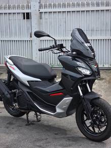 Aprilia SR GT 200 Std