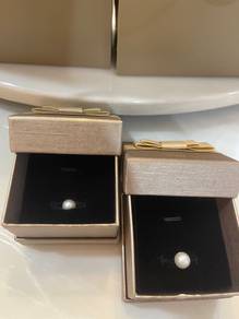 WHITE PEARLS x2PCS (Freshwater) ; Authentic Cert