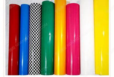 Iron on heat shrink model aircraft covering film