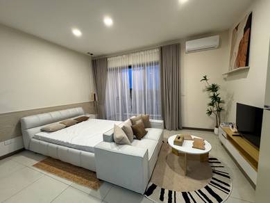 Condominium For Rent in Jesselton Twin Towers