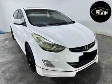 Hyundai Elantra PREMIUM in Balakong, SGR