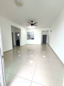 Condominium For Sale in Aman Heights