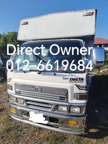 Lori Untuk Dijual