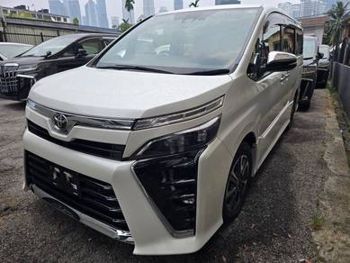 Toyota Voxy ZS KIRAMEKI III in Pudu, KUL