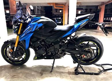 Suzuki GSX-S 750