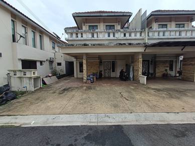 Semi-Detached House For Sale in Bangi,SGR
