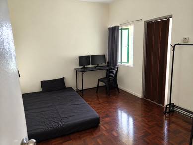 Room in Subang Bestari, SGR